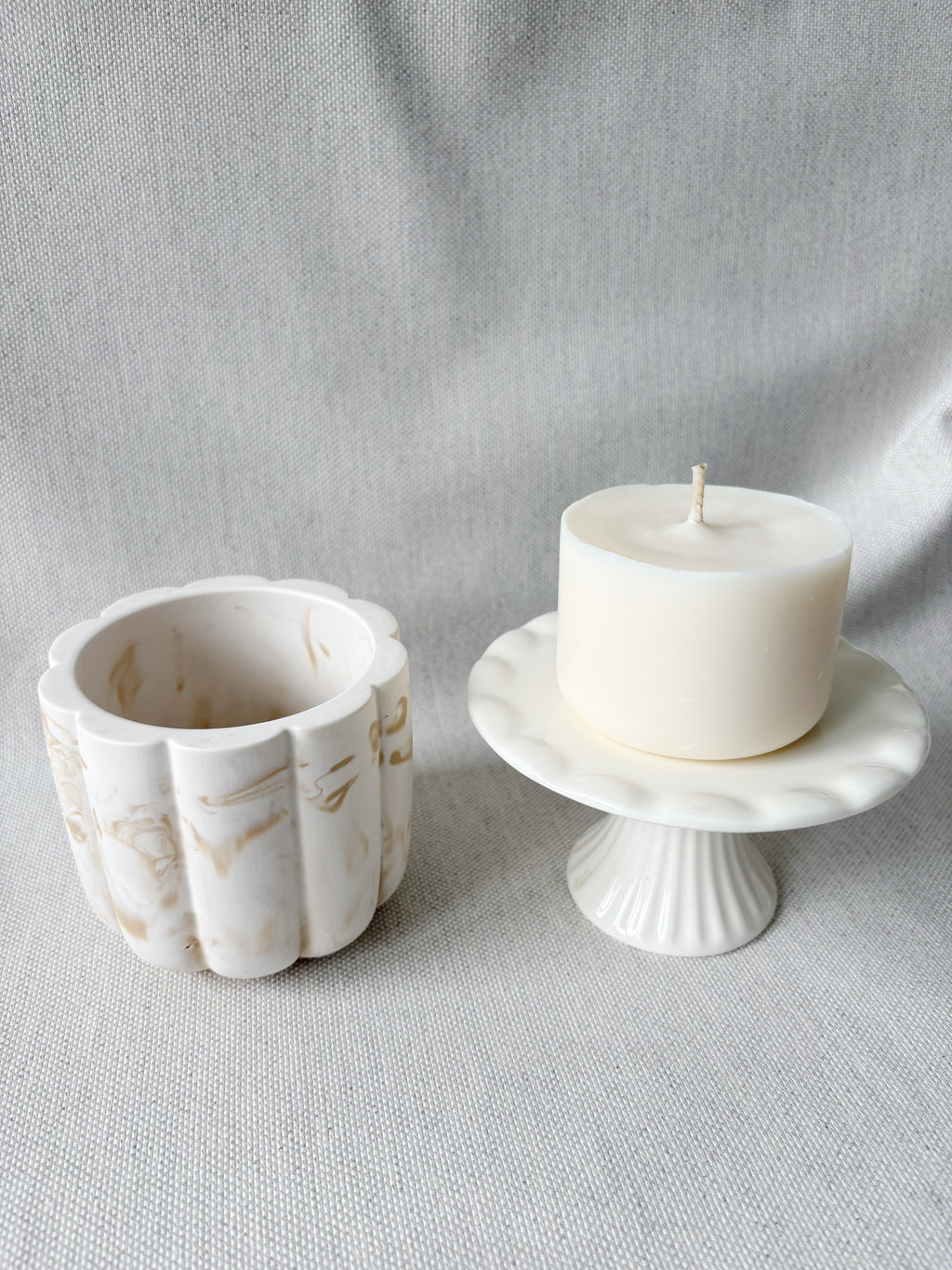 Bougie fleur - Marbré blanc & beige
