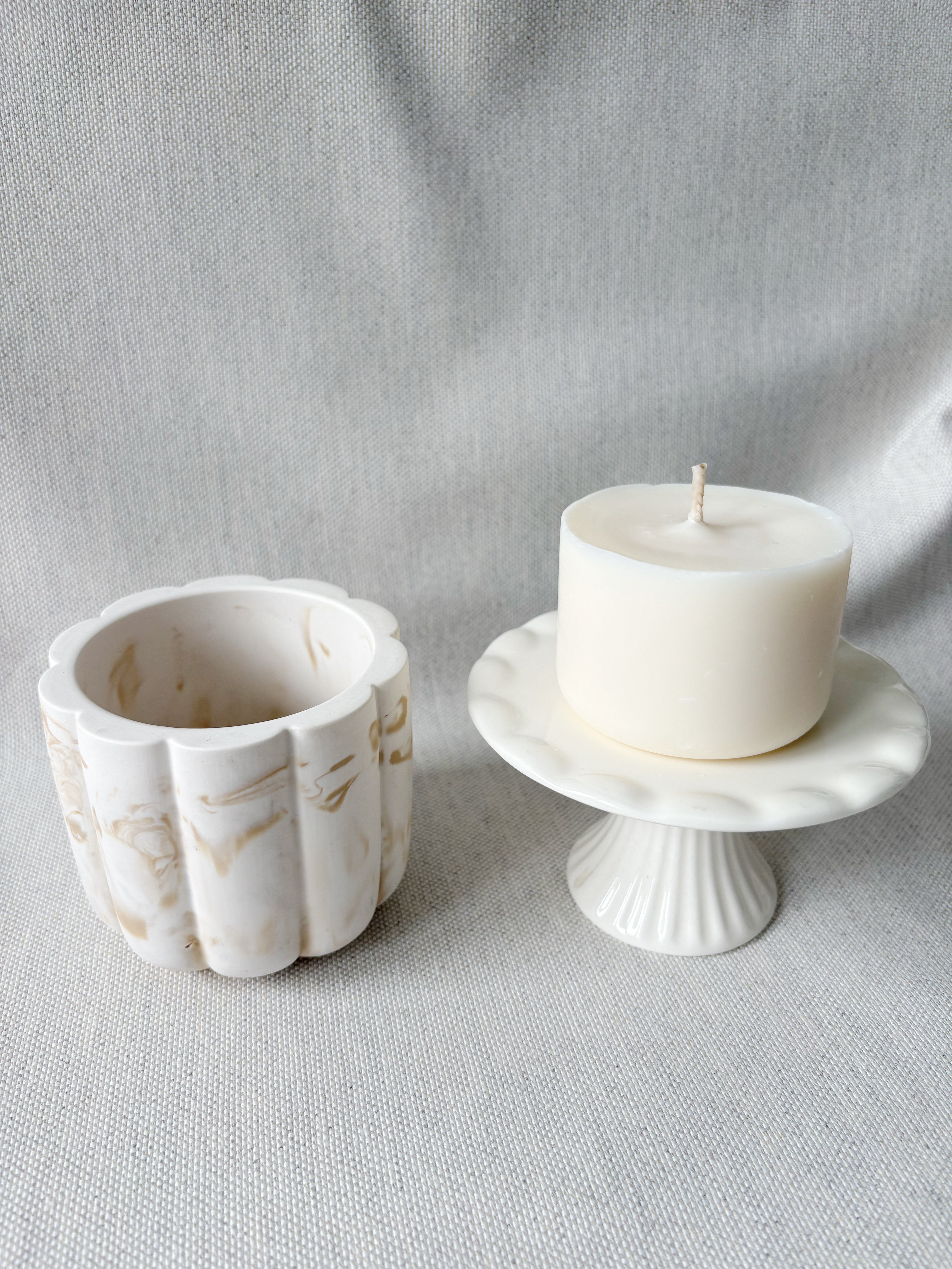 Bougie fleur - Marbré blanc & beige