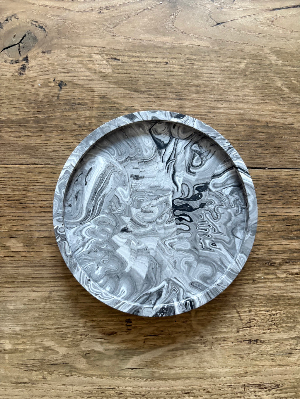 Petit plateau rond marbré