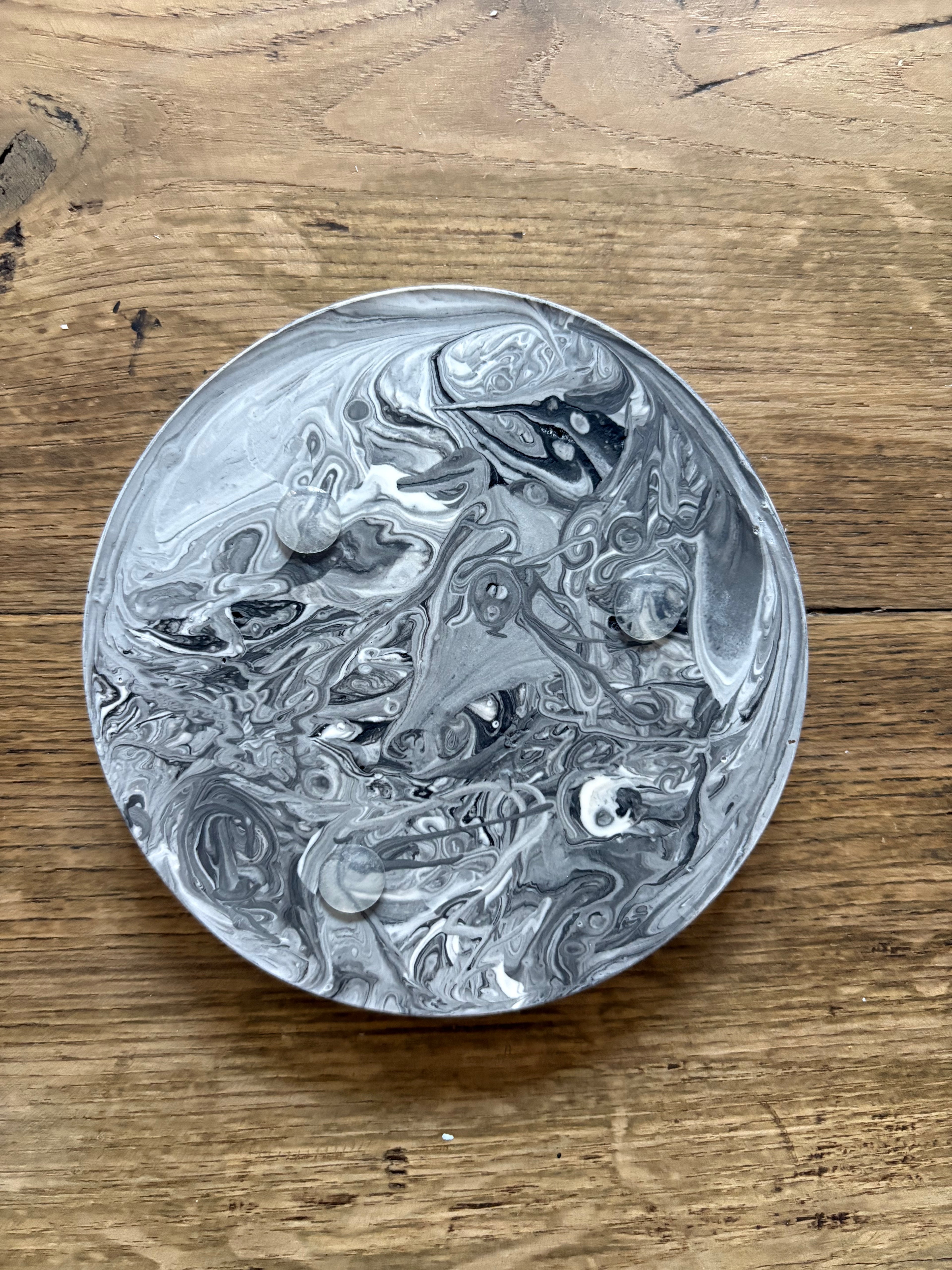 Petit plateau rond marbré